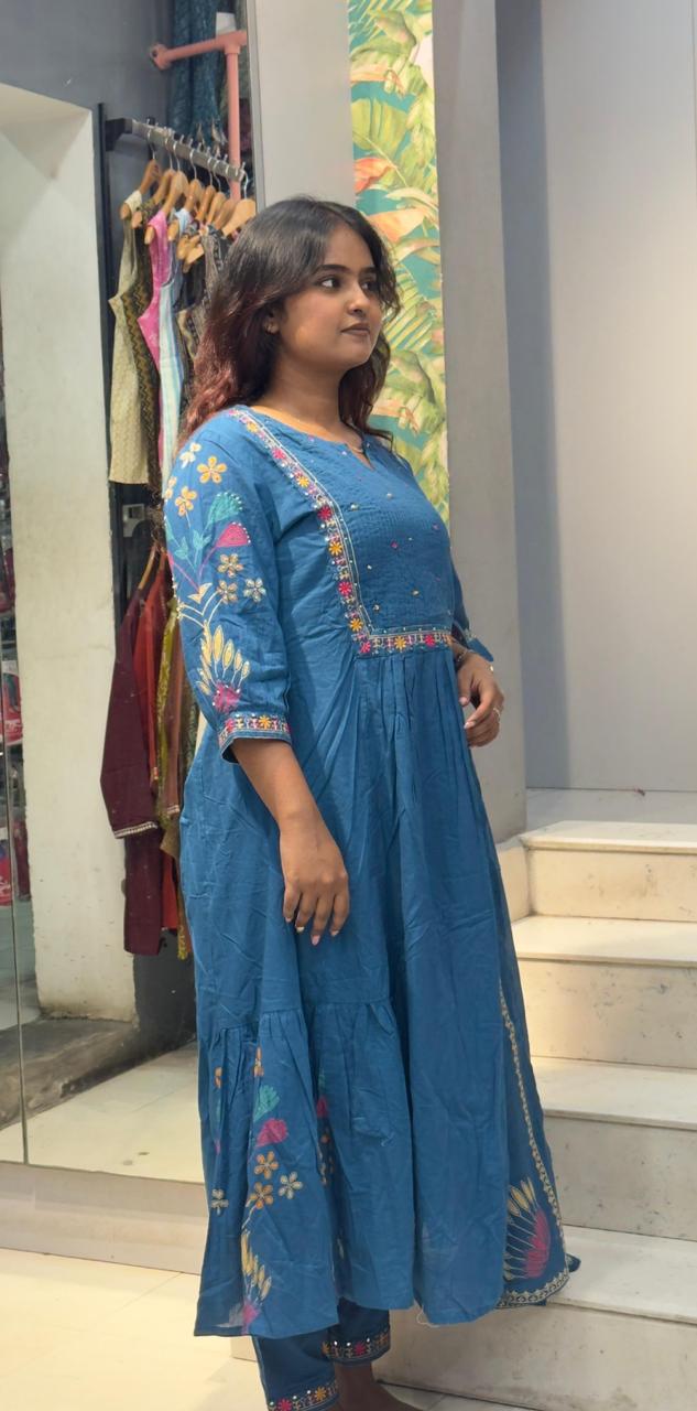 Cotton Umbrella cut Kurta sets-Blue
