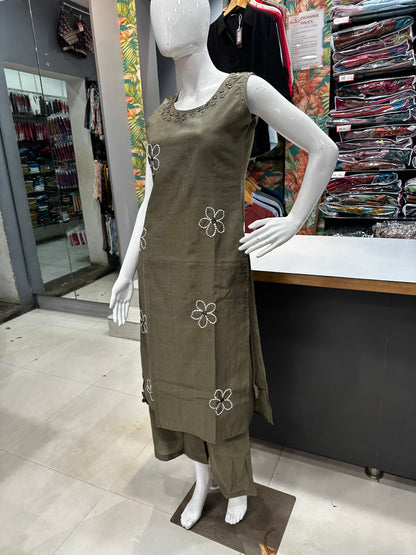 Sleeveless Co-ord set-Olive